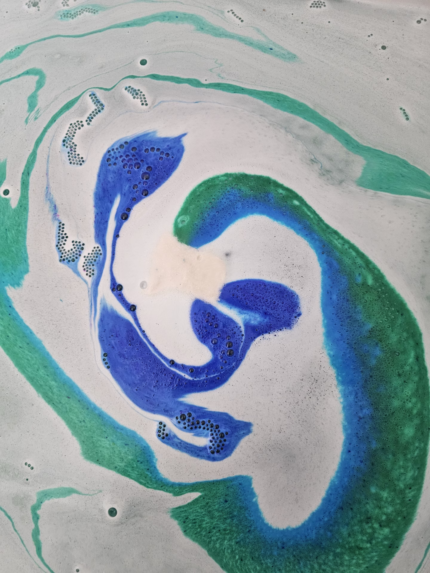 Highland Cow Bath Bomb - Hidden Colors - Image 5